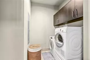 900 W Olympic Blvd, Los Angeles, CA 90015 - Photo 36