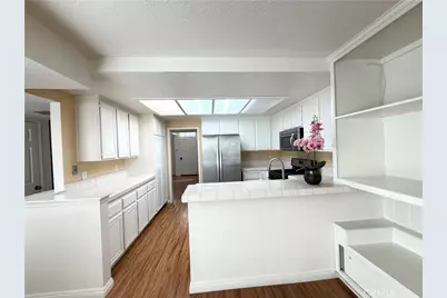 26 Georgetown, Irvine, CA 92612 - Photo 6