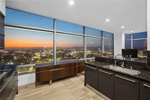 900 W Olympic, Los Angeles, CA 90015 - Photo 24