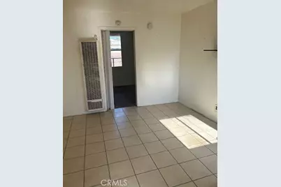 156 W 84th, Los Angeles, CA 90003 - Photo 6