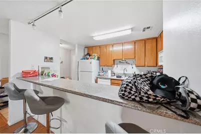 7640 Oso #318, Winnetka, CA 91306 - Photo 16