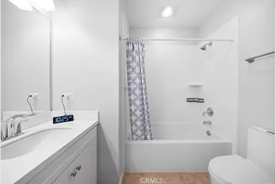 107 Overbrook, Irvine, CA 92620 - Photo 18