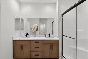 1097 N Harbor Blvd, Anaheim, CA 92801 - Photo 12