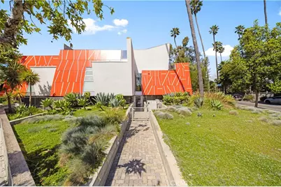 719 Venice Boulevard, Venice, CA 90291 - Photo 2