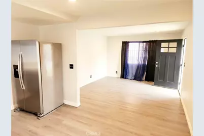323 W 47th, Los Angeles, CA 90037 - Photo 4