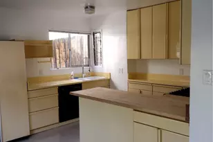 2226 Berkeley Ave, Los Angeles, CA 90026 - Photo 2