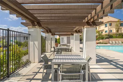 2009 Dewdrop, Upland, CA 91786 - Photo 38