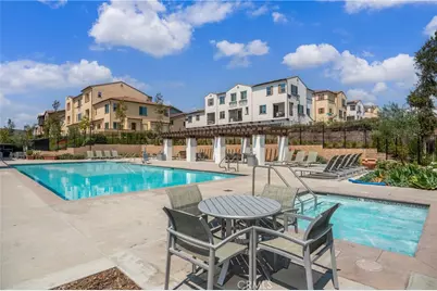 2009 Dewdrop, Upland, CA 91786 - Photo 36