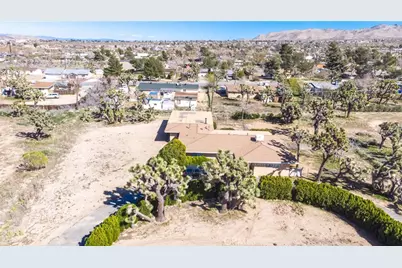 7411 Joshua Ln, Yucca Valley, CA 92284 - Photo 28