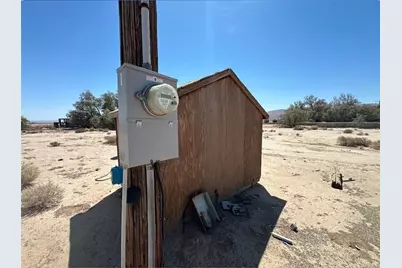 30453 Berry, Newberry Springs, CA 92365 - Photo 6