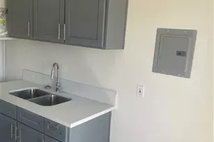 755 S Boyle, Los Angeles, CA 90023 - Photo 18