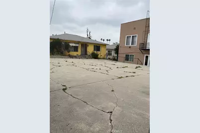 755 S Boyle, Los Angeles, CA 90023 - Photo 16