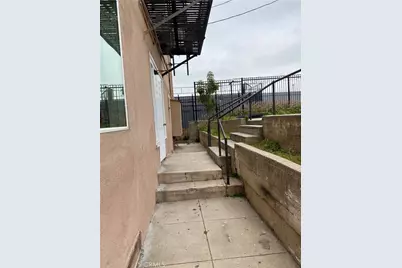 755 S Boyle, Los Angeles, CA 90023 - Photo 14