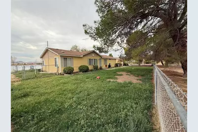 33979 Fremont Rd, Newberry Springs, CA 92365 - Photo 6