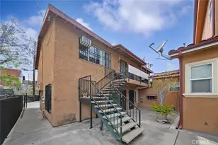 2516 Elsinore St, Los Angeles, CA 90026 - Photo 30