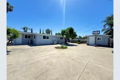 437 N Begonia, Ontario, CA 91762 - Photo 22