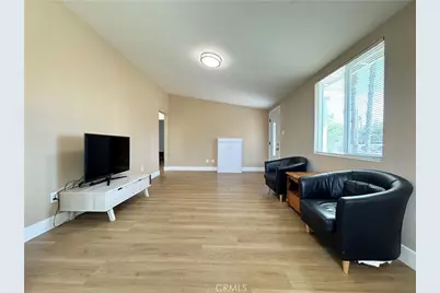 437 N Begonia, Ontario, CA 91762 - Photo 4