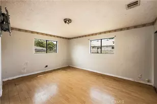 1405 S Center Ave, Compton, CA 90220 - Photo 12