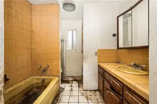 1405 S Center Ave, Compton, CA 90220 - Photo 18