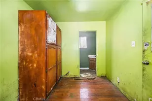 1405 S Center Ave, Compton, CA 90220 - Photo 10