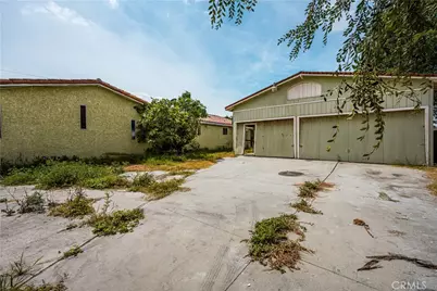 1405 S Center Avenue, Compton, CA 90220 - Photo 18