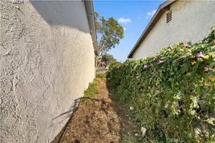 8646 Tamarind Ave, Fontana, CA 92335 - Photo 26