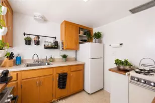 44 N Berkeley Ave, Pasadena, CA 91107 - Photo 10