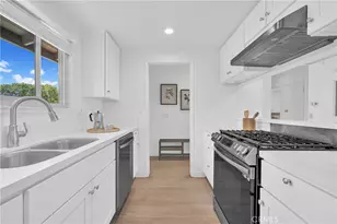 121 Doverfield Dr, Placentia, CA 92870 - Photo 8