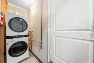 818 W Bonnie Brae Ct, Ontario, CA 91762 - Photo 18