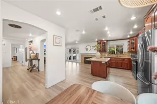 818 W Bonnie Brae Ct, Ontario, CA 91762 - Photo 10