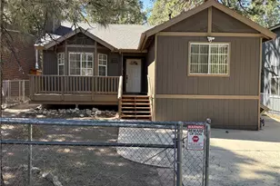 312 W Aeroplane, Big Bear City, CA 92314 - Photo 2
