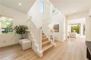 135 Statura, Irvine, CA 92602 - Photo 2