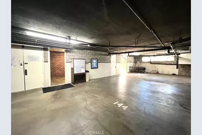 700 S Lake Avenue #111, Pasadena, CA 91106 - Photo 38