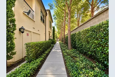 66 Overbrook, Irvine, CA 92620 - Photo 24