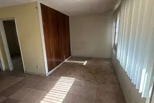 156 W 84th, Los Angeles, CA 90003 - Photo 4
