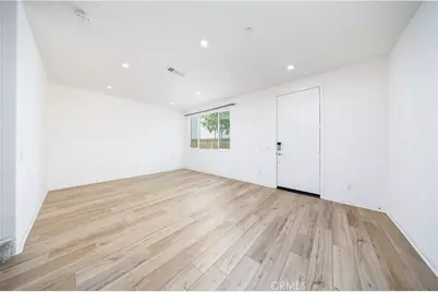 17 Aria, South El Monte, CA 91733 - Photo 4