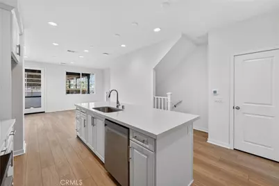 125 Chaparral, Tustin, CA 92780 - Photo 6