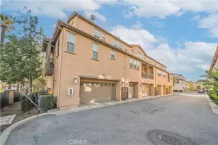 908 N Bouquet Ct, Azusa, CA 91702 - Photo 16