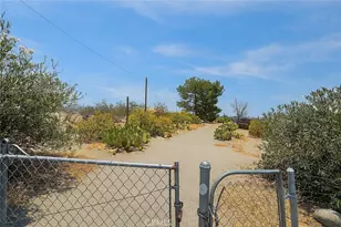 13384 Sheep Creek Rd, Phelan, CA 92371 - Photo 12