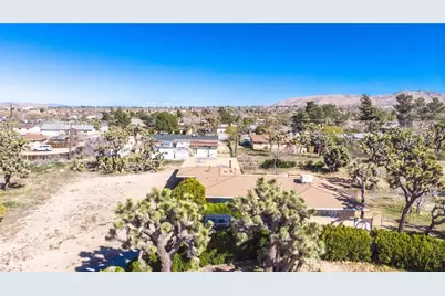 7411 Joshua Ln, Yucca Valley, CA 92284 - Photo 28