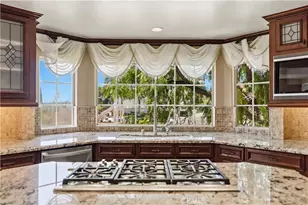200 W 24th St, Upland, CA 91784 - Photo 20