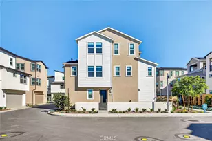 418 Lobata, Irvine, CA 92618 - Photo 4