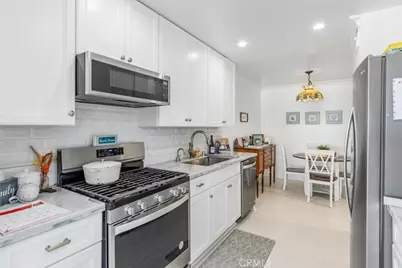 1 3rd #605, Long Beach, CA 90802 - Photo 4