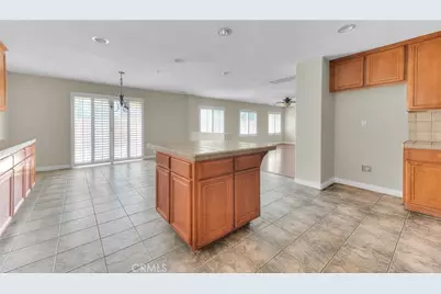 16865 Cascades Place, Fontana, CA 92336 - Photo 18
