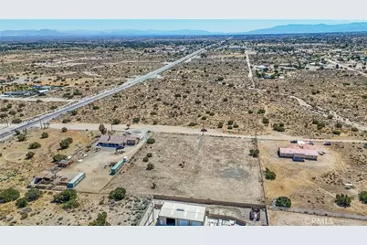 9610 Mescalero, Phelan, CA 92371 - Photo 4