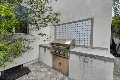 1029 Keniston Avenue, Los Angeles, CA 90019 - Photo 42