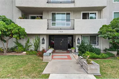 702 Park Avenue #210, South Pasadena, CA 91030 - Photo 1