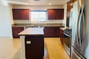 20236 Graham St, California City, CA 93505 - Photo 6