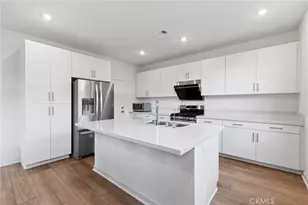 15946 Caterpillar, Fontana, CA 92336 - Photo 4