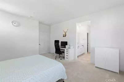 15946 Caterpillar, Fontana, CA 92336 - Photo 10